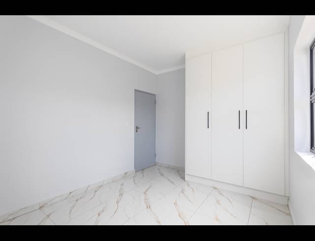 2 BEDROOM APARTMENT FOR SALE IN RUYTERWACHT